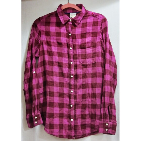 St. John's Bay Magenta Plaid 100% Cotton Long Sleeve Pocket Button Front Medium - Picture 1 of 4